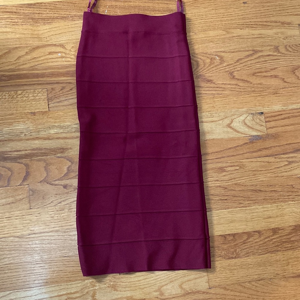BCBGMAXAZRIA Bandage MIDI Skirt maroon XS